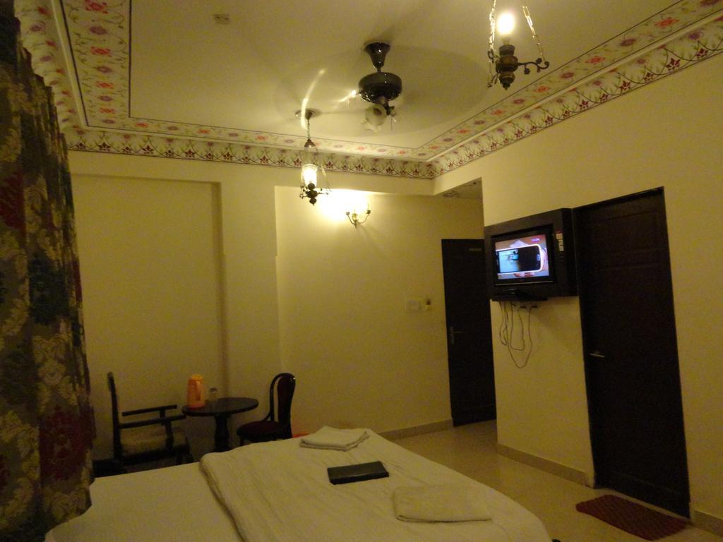 Hotel Miraya Jaipur Bagian luar foto