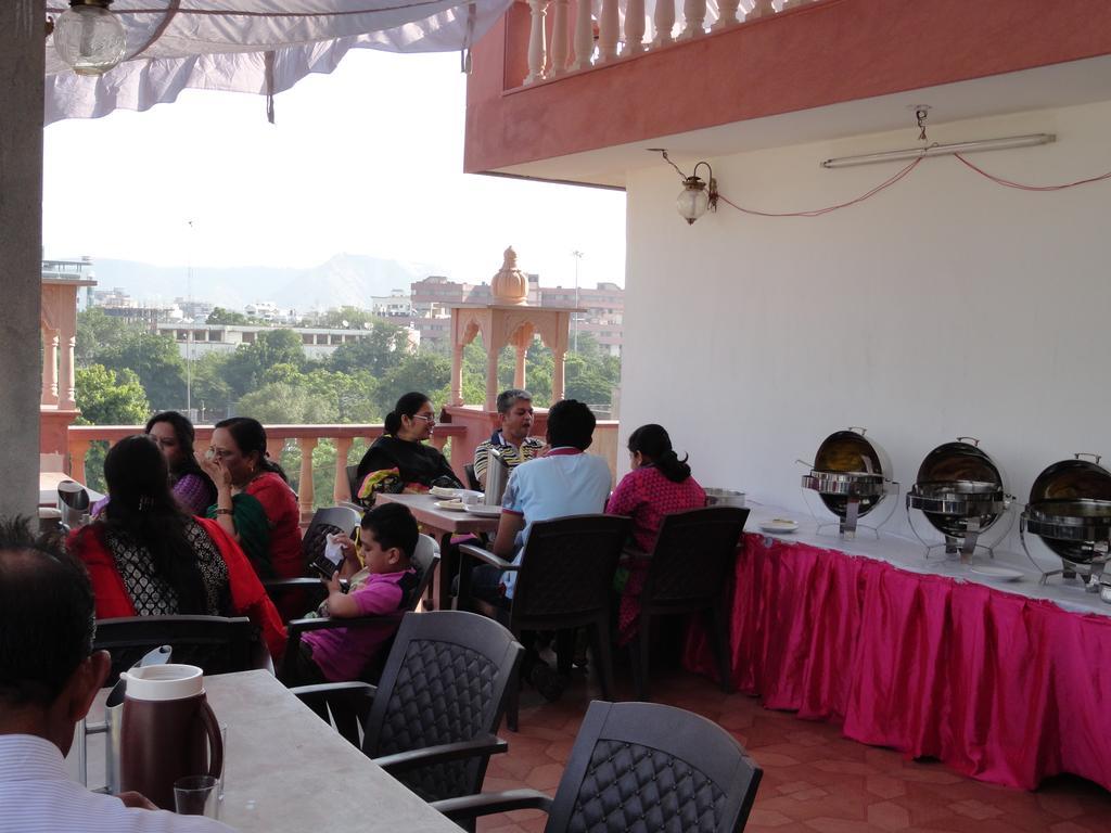 Hotel Miraya Jaipur Bagian luar foto