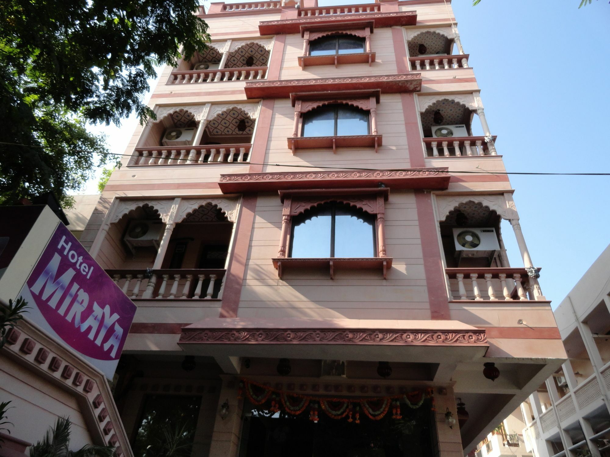 Hotel Miraya Jaipur Bagian luar foto